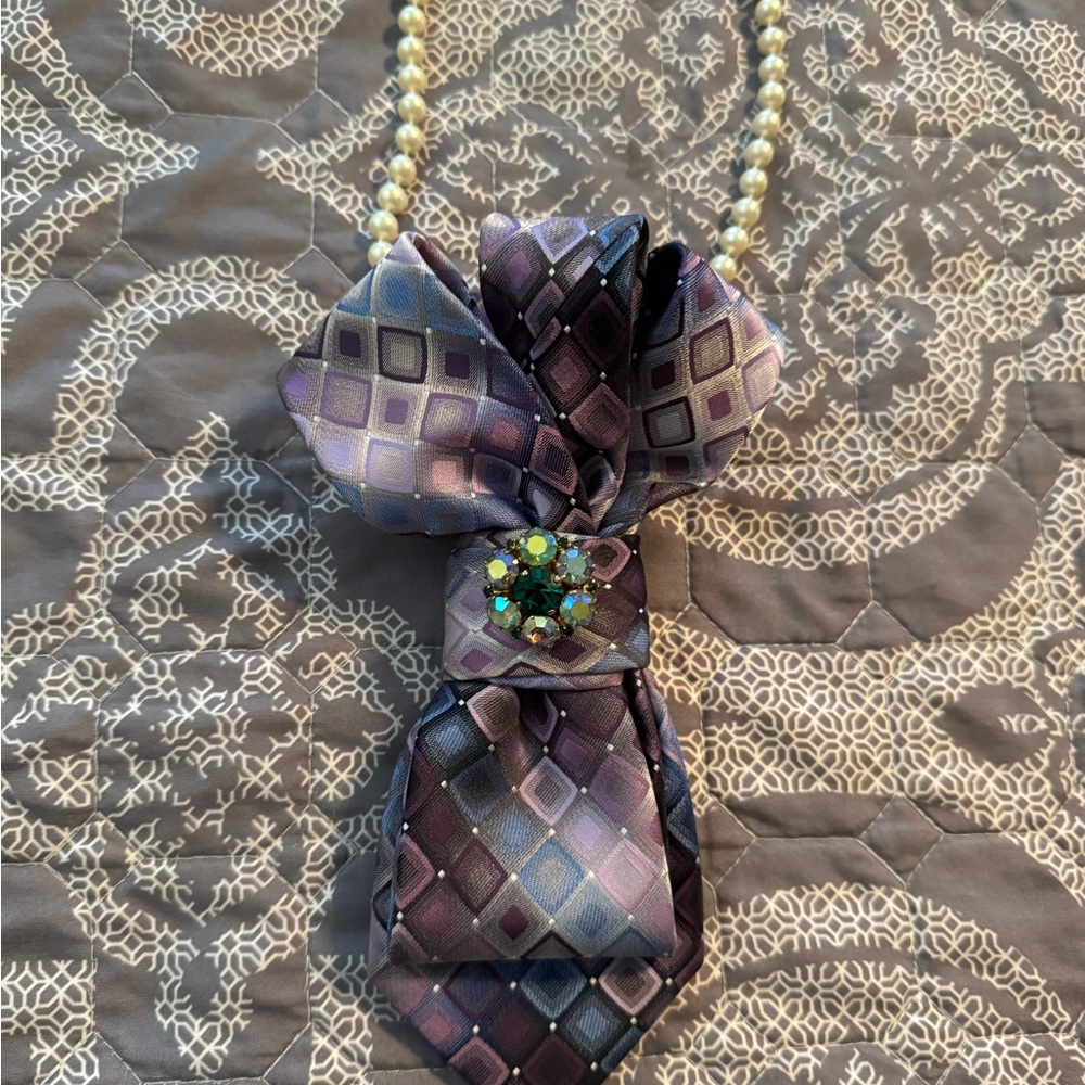Van Heusen Purple and Black Diamond Pattern Bow Tie